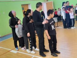 16.01.-26.01.23-жылы башталгыч класстардын жумалыгы болуп өттү. Мугалимдер: Кочербаева К.Д.,Джамгырчиева А.Ы., Кадырова Р.Т., Джумалиева А.Рлар жумалыкты мыкты деңгээлде өткөрүштү. Ар бир мугалим ачык сабактарды өтүшүп жана окуучулар арасында сүрөт, ребустарды табуу сынактарын уюштурушту. Окуучулар активдүү катышышты. Андан сырткары класстан тышкаркы " Атам, апам жана мен" деген темада эстафета оюнун өткүрөштү. Эстафетага 2-4-класстын окуучулары ата -энелери менен катышышты. Жеңүүчүлөр грамота жана белектер менен сыйланышты. Жумалыктын өтүлүшү "эң жакшы " деп бааланды.