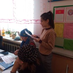 " Окуу керемет " долбоору боюнча башталгыч класстардын мугалимдери 11-январда мугалимдер арасында тренинг өткөрүштү. Башында долбоор боюнча маалымат беришип,андан кийин сабакта колдонуучу ыкмалардан көрсөтүп беришти. Тренинг аябагандай кызыктуу болду.