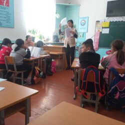 16.01.-26.01.23-жылы башталгыч класстардын жумалыгы болуп өттү. Мугалимдер: Кочербаева К.Д.,Джамгырчиева А.Ы., Кадырова Р.Т., Джумалиева А.Рлар жумалыкты мыкты деңгээлде өткөрүштү. Ар бир мугалим ачык сабактарды өтүшүп жана окуучулар арасында сүрөт, ребустарды табуу сынактарын уюштурушту. Окуучулар активдүү катышышты. Андан сырткары класстан тышкаркы " Атам, апам жана мен" деген темада эстафета оюнун өткүрөштү. Эстафетага 2-4-класстын окуучулары ата -энелери менен катышышты. Жеңүүчүлөр грамота жана белектер менен сыйланышты. Жумалыктын өтүлүшү "эң жакшы " деп бааланды.