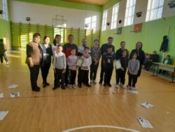 16.01.-26.01.23-жылы башталгыч класстардын жумалыгы болуп өттү. Мугалимдер: Кочербаева К.Д.,Джамгырчиева А.Ы., Кадырова Р.Т., Джумалиева А.Рлар жумалыкты мыкты деңгээлде өткөрүштү. Ар бир мугалим ачык сабактарды өтүшүп жана окуучулар арасында сүрөт, ребустарды табуу сынактарын уюштурушту. Окуучулар активдүү катышышты. Андан сырткары класстан тышкаркы " Атам, апам жана мен" деген темада эстафета оюнун өткүрөштү. Эстафетага 2-4-класстын окуучулары ата -энелери менен катышышты. Жеңүүчүлөр грамота жана белектер менен сыйланышты. Жумалыктын өтүлүшү "эң жакшы " деп бааланды.